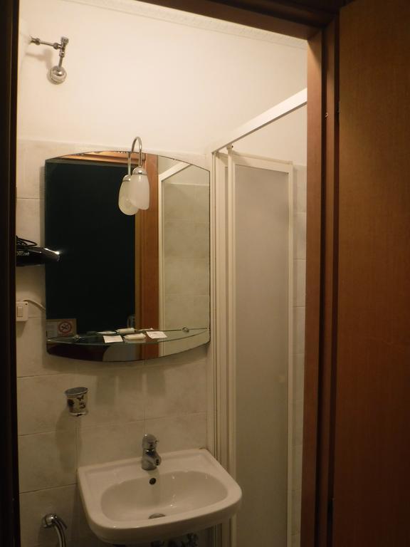 Ares Rooms Rome Kamer foto