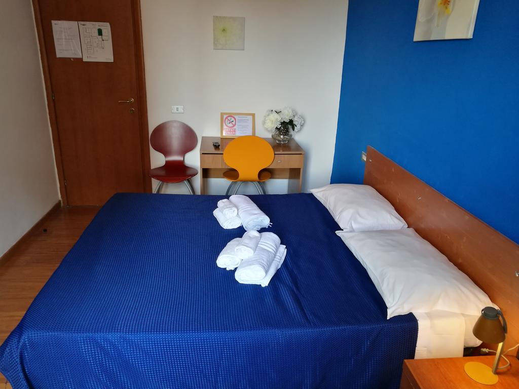 Ares Rooms Rome Kamer foto